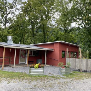 Dalaya - Thai Near Me - Sylva, North Carolina