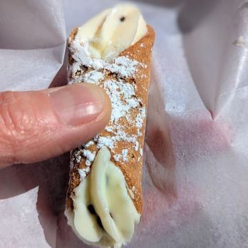 Cannoli King - March 23, 2025; Mini Cannoli ($4 each!). - Desserts Near Me - New York, New York Cannoli King - March 23, 2025; Mini Cannoli ($4 each!). - Desserts Near Me - New York, New York