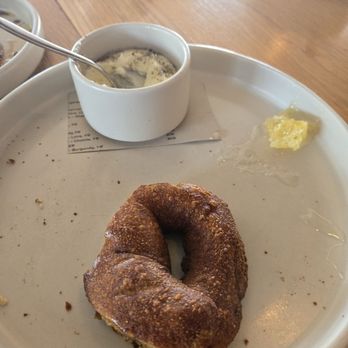 Valentine - Wheat pretzel with guinea butter and honeycomb. - Cocktail Bars Near Me - Phoenix, Arizona Valentine - Wheat pretzel with guinea butter and honeycomb. - Cocktail Bars Near Me - Phoenix, Arizona