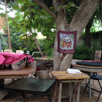 ChocolaTree - One perspective of the backyard patio area. - Vegetarian Near Me - Sedona, Arizona ChocolaTree - One perspective of the backyard patio area. - Vegetarian Near Me - Sedona, Arizona
