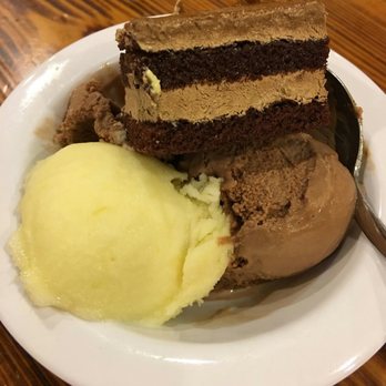 Red Wok Buffet - Red Wok has a good variety of desserts to choose from such as ice cream and tiramisu. - Buffets Near Me - Phoenix, Arizona Red Wok Buffet - Red Wok has a good variety of desserts to choose from such as ice cream and tiramisu. - Buffets Near Me - Phoenix, Arizona