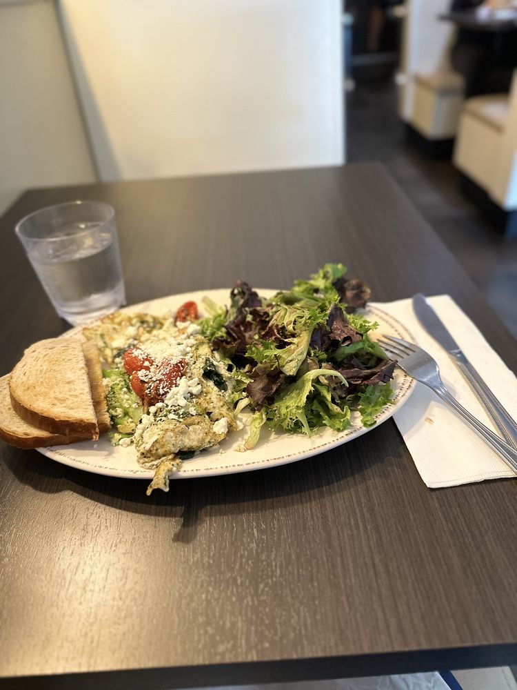 Food from Billy's Downtown Diner