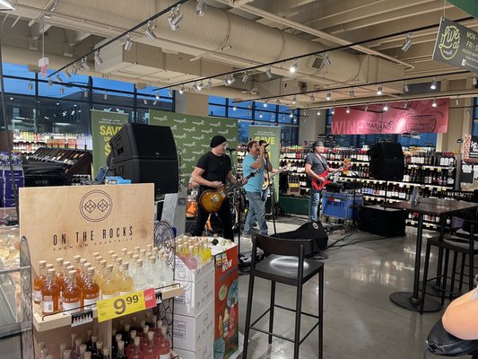 Mariano's by null
