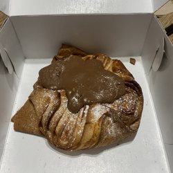 Mama G's Coffee - Nutella danish