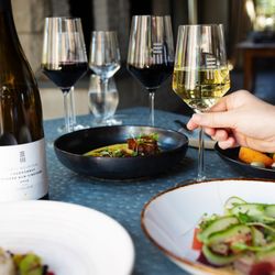 Early Mountain Vineyards - Seasonal hyper-local menus.