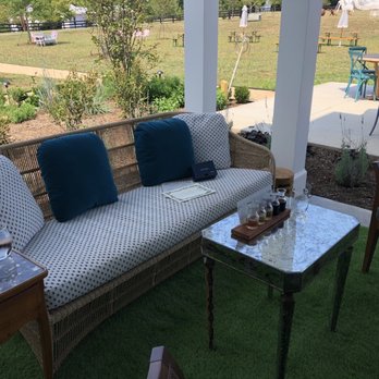 Merrie Mill Farm & Vineyard - Wine Tasting Room Near Me - Keswick, Virginia