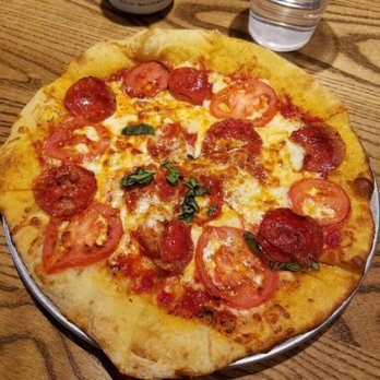 Newk's Eatery - Pepperoni pizza - Salad Near Me - Rogers, Arkansas Newk's Eatery - Pepperoni pizza - Salad Near Me - Rogers, Arkansas