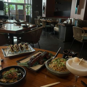 Komodo Miami - Lychee mocktail, Short Rib, Vegetable Fried Rice, and Wagyu Skirt Steak Tacos - Asian Fusion Near Me - Miami, Florida Komodo Miami - Lychee mocktail, Short Rib, Vegetable Fried Rice, and Wagyu Skirt Steak Tacos - Asian Fusion Near Me - Miami, Florida