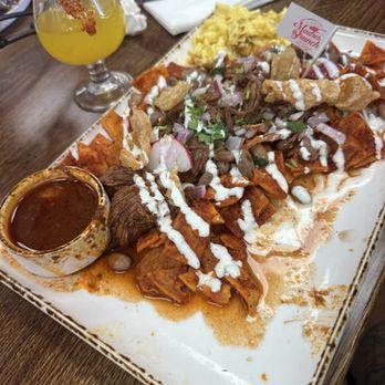 Madres Brunch - Madres Chilaquiles - Breakfast & Brunch Near Me - Whittier, California Madres Brunch - Madres Chilaquiles - Breakfast & Brunch Near Me - Whittier, California