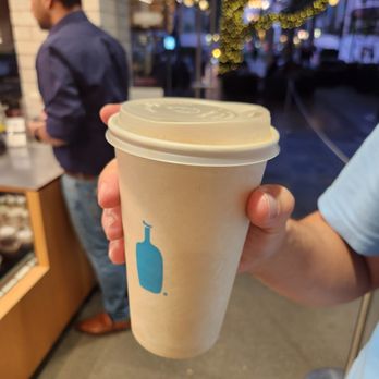 Blue Bottle Coffee - Santana Row - Nola Iced - Coffee & Tea Near Me - San Jose, California