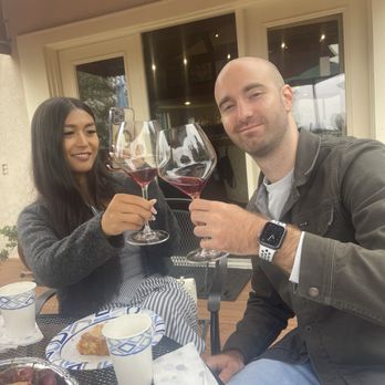 Woodenhead Wines - Wineries Near Me - Santa Rosa, California