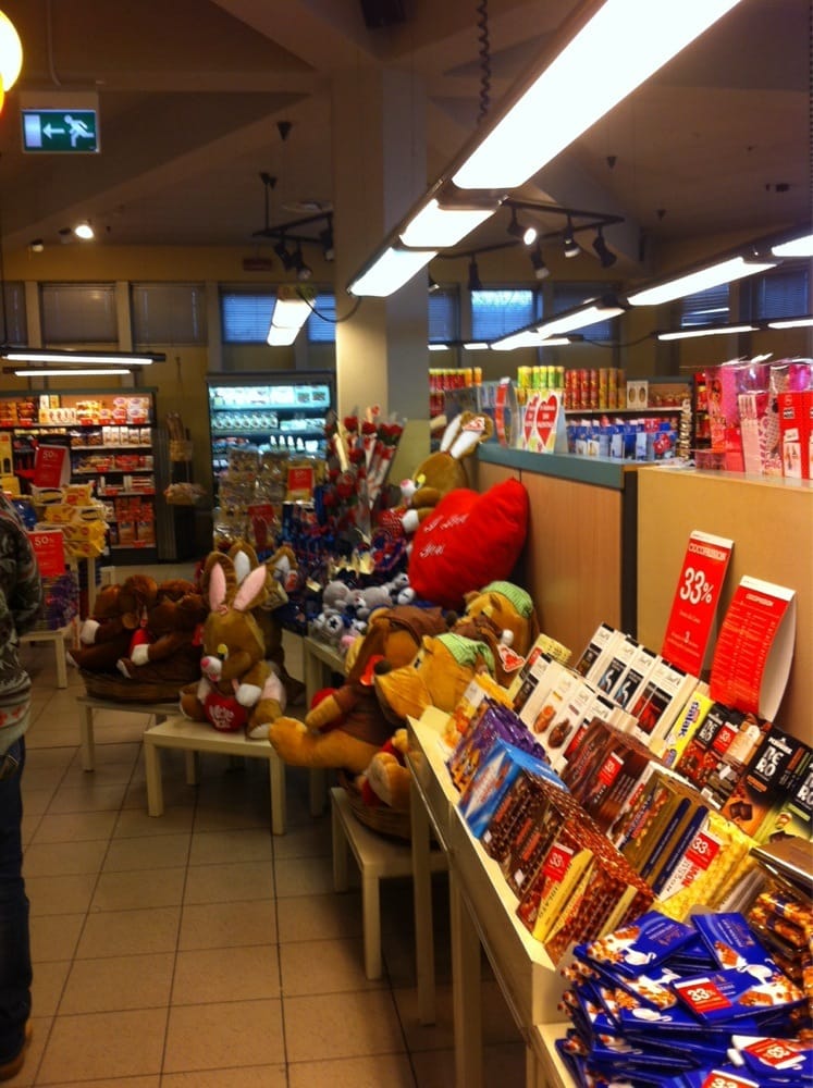 AUTOGRILL STRADELLA SUD Updated May 2024 A21 Torino Piacenza