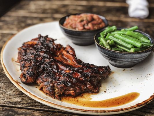 Gus's BBQ by null