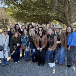 ThunderDome Party Bus - Dripping Springs Wine tour