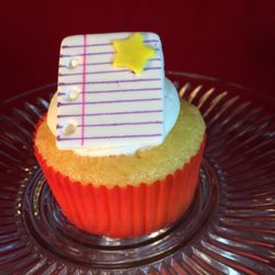 Pink Chicken Cupcakes - Notebook Paper Cupcake