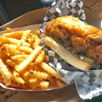 Zoey's Fried Chicken Sandwiches - Chicken Wings Near Me - Everett, Washington Zoey's Fried Chicken Sandwiches - Chicken Wings Near Me - Everett, Washington