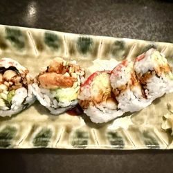 Koiso Japanese Restaurant - Shrimp tempura roll (happy hour $6)