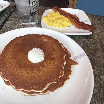 Fig Tree Cafe - Breakfast & Brunch Near Me - San Diego, California