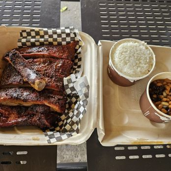 Ohana Q - Ribs (half rack) with beans and rice - Barbeque Near Me - Kailua-kona, Hawaii