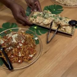 The Crain Experience - Bolognese Spaghetti and creamy chicken