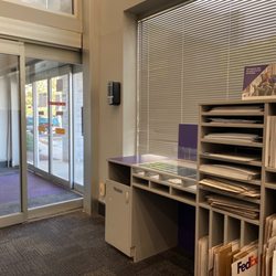 FedEx Ship Center - Two different stations to prepare your package.