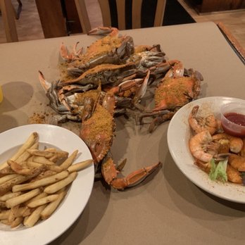 Claws Seafood House - Rehoboth Beach - 1/2 dozen large crabs, 1/2 Lb shrimp, and a side of French fries. - Seafood Near Me - Rehoboth Beach, Delaware