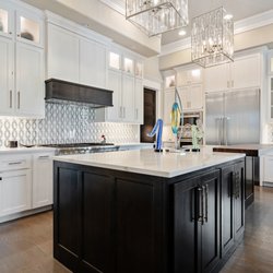 hōm kitchen + bath