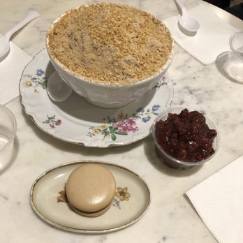 Cafe Giverny - Organic Roasted Grain Powder Shaved Ice with Red Bean Paste on the Side, Coffee macaron - Desserts Near Me - Los Angeles, California