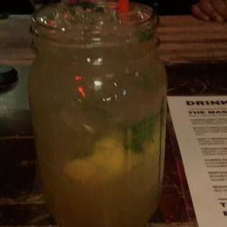 Swift Lounge - Mason jar cocktail