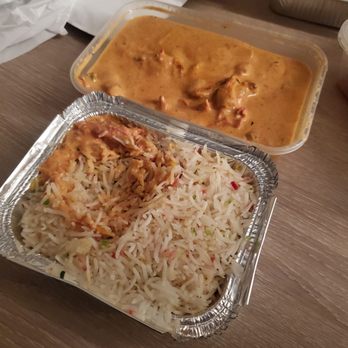 Kaniz Restaurant - Heathrow - Butter Chicken + Basmati Rice - Indian Near Me - Harmondsworth, XGL