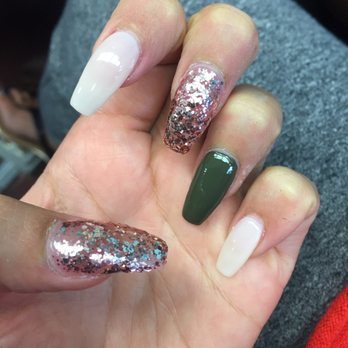 LAN's Nail & Spa - Acrylic nails (showed them a picture from Pinterest, they delivered) - Nail Salons Near Me - Oak Lawn, Illinois