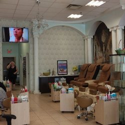 Candy Nail Bar
