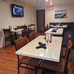 AJs Bar and Grill - Upstairs dining room