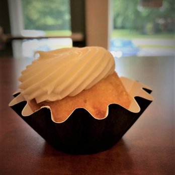 Nothing Bundt Cakes - Mini white chocolate raspberry - Desserts Near Me - Huntersville, North Carolina Nothing Bundt Cakes - Mini white chocolate raspberry - Desserts Near Me - Huntersville, North Carolina