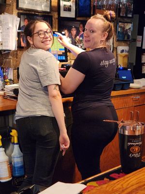 Bello's Pub and Grill, Newark's First Gastropub by null