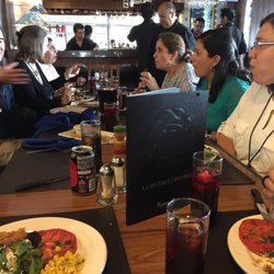 Pampas - Degustando cortes de carne deliciosos y ensaladas para mantener el ritmo del congreso
