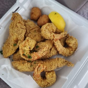 Catfish Station - Combination Basket - Cajun/Creole Near Me - Missouri City, Texas Catfish Station - Combination Basket - Cajun/Creole Near Me - Missouri City, Texas