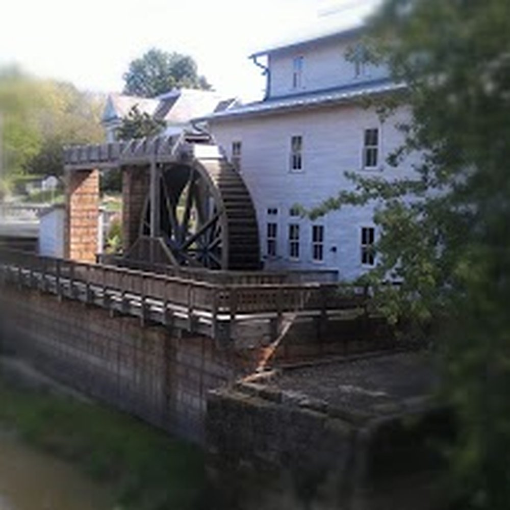 Jasper Riverwalk - Parks Near Me - Jasper, Indiana