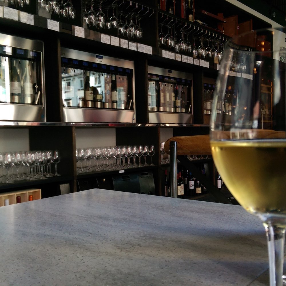 Salut Wines - Who couldn't resist a little tipple before heading home... That's right meeeee. - Wine Bars Near Me - Manchester, XGM