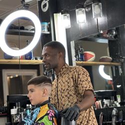 Razor Sharp Image Barbershop - Barber Jonathan