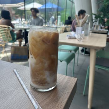 Bluestone Lane West End Café - Coffee & Tea Near Me - Washington, DC, District of Columbia