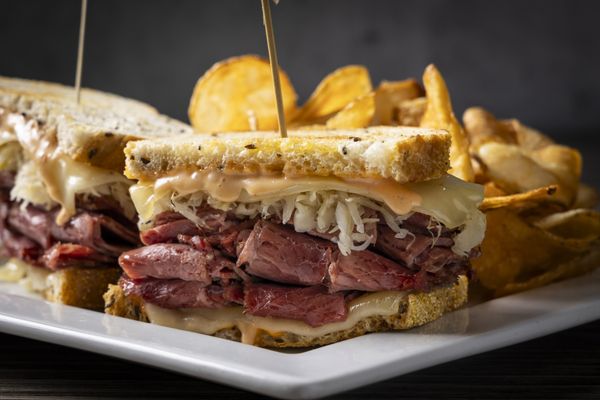 Hennessey's Tavern by null