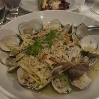 Cafe 2825 - Linguini with clams - Italian Near Me - Atlantic City, New Jersey