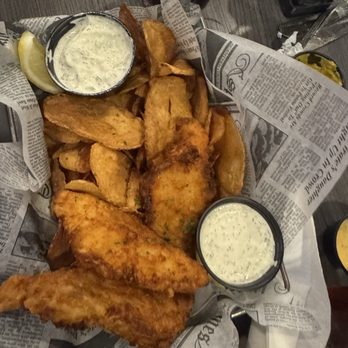 The Good Life - Fish and Chips - Bars Near Me - Massapequa Park, New York