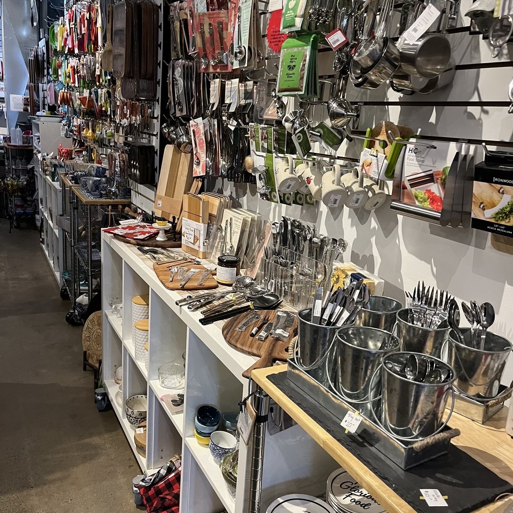 Happy Kitchen - Kitchen & Bath Near Me - Fort Langley, British Columbia Happy Kitchen - Kitchen & Bath Near Me - Fort Langley, British Columbia