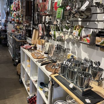 Happy Kitchen - Kitchen & Bath Near Me - Fort Langley, British Columbia Happy Kitchen - Kitchen & Bath Near Me - Fort Langley, British Columbia