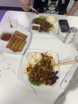 OMG Noodle House by null