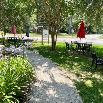 The Sugar Kettle Cafe - tables and umbrellas in the shade - Southern Near Me - Daphne, Alabama
