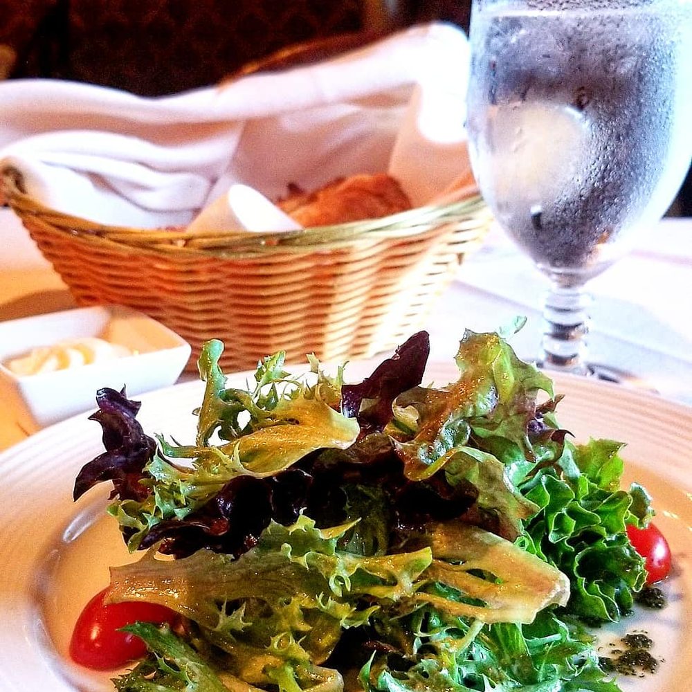 Chez Max Restaurant - French Near Me - Richmond, Virginia