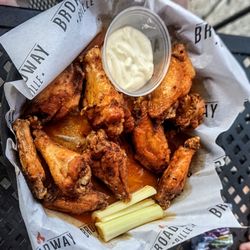 Broadway Grille - Wings at Broadway Grille Marshall
